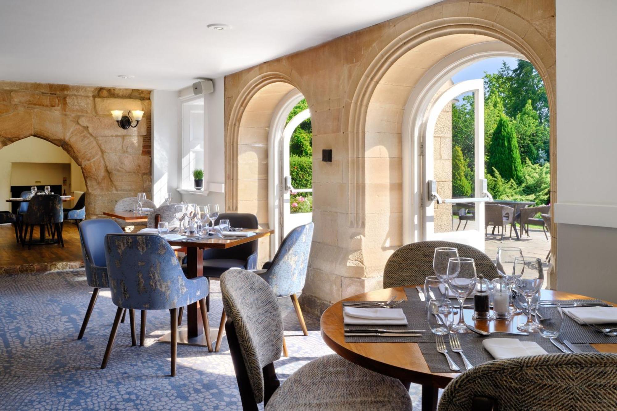 Delta Hotels By Marriott Breadsall Priory Country Club Дерби Экстерьер фото