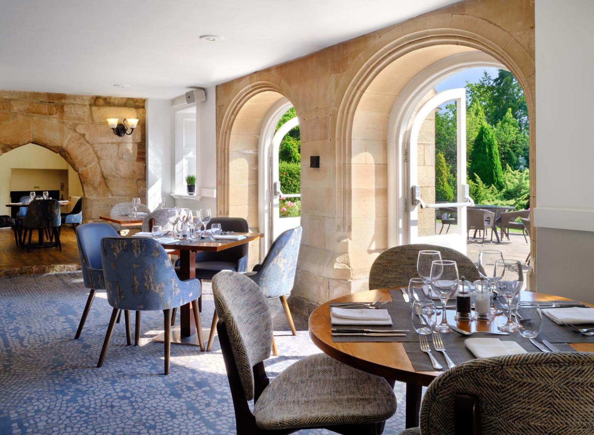 Delta Hotels By Marriott Breadsall Priory Country Club Дерби Экстерьер фото