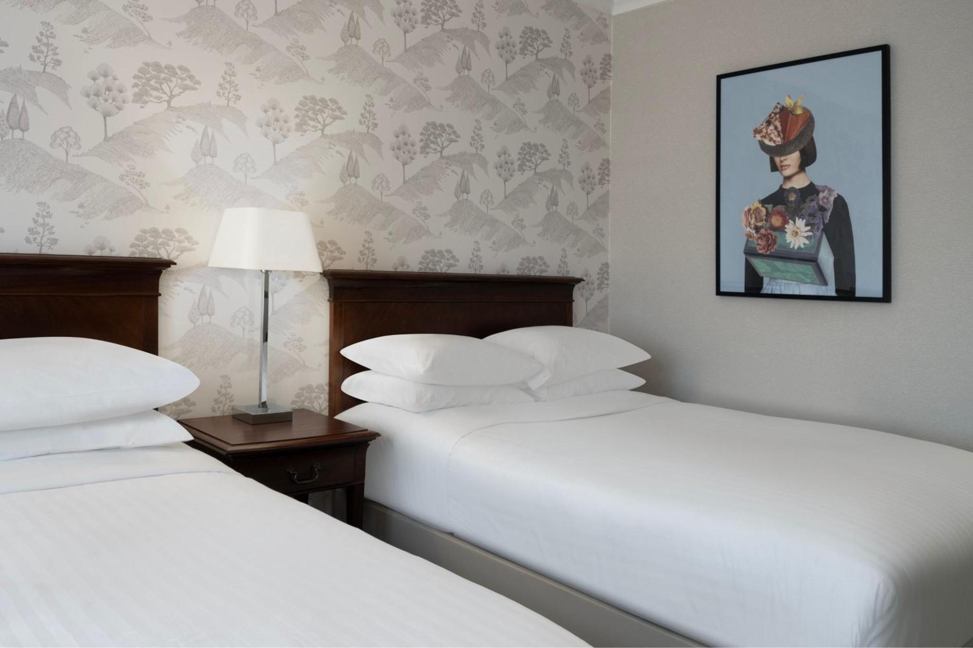 Delta Hotels By Marriott Breadsall Priory Country Club Дерби Экстерьер фото